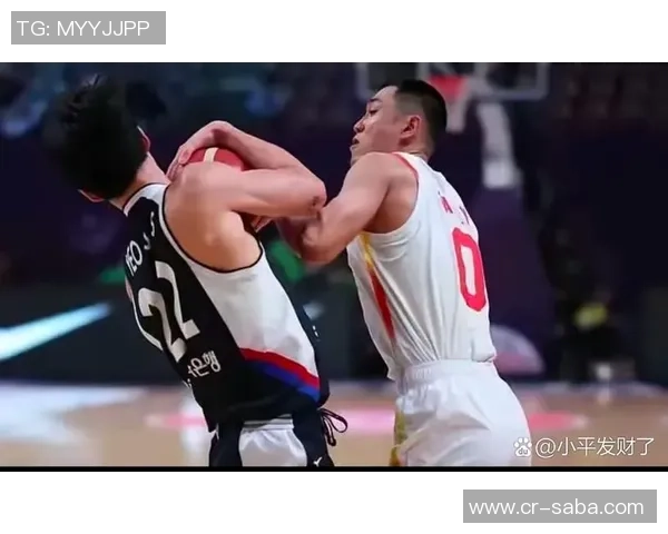 中国男篮外线表现不佳依赖内线进攻未能有效限制李贤重表现